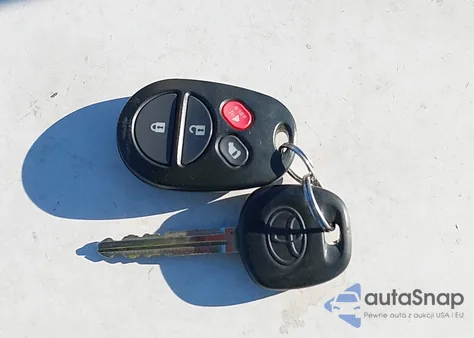 2005 Toyota Sienna Le from USA, damaged, VIN 5TDZA23C55S326516